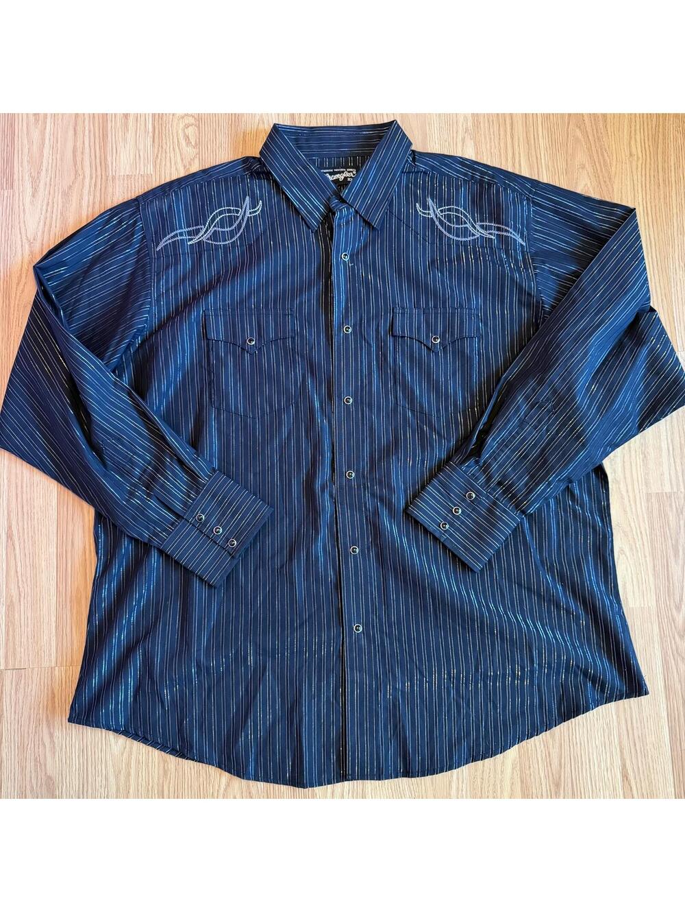 Black Wrangler Pearl Snap with Silver Stripes size 2X